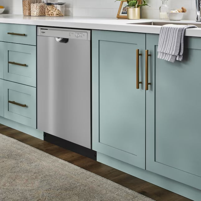 Whirlpool Front Control Built-In Dishwasher with Boost Cycle and 57 dBA in Stainless Steel 22137SD377 - WDF341PAPM - Scratch & Dent (Minor)