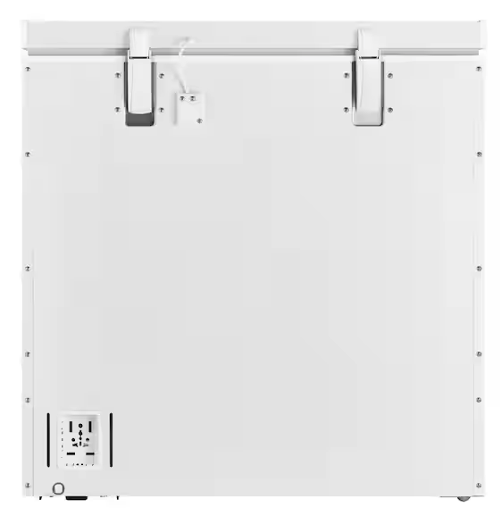 Vissani 7.0 cu. ft. Manual Defrost Chest Freezer with LED Light in White, Garage Ready SA622 - HMCF7W5 - Scratch & Dent (Moderate)