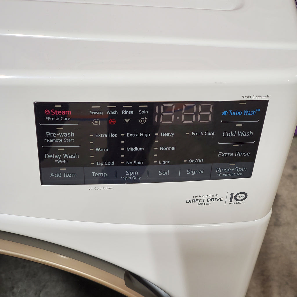 LG 4.5 cu. ft. Front Load Washer with Steam and Built-In Intelligence in White 21SD23 - WM4000HWA - Scratch & Dent (Minor)