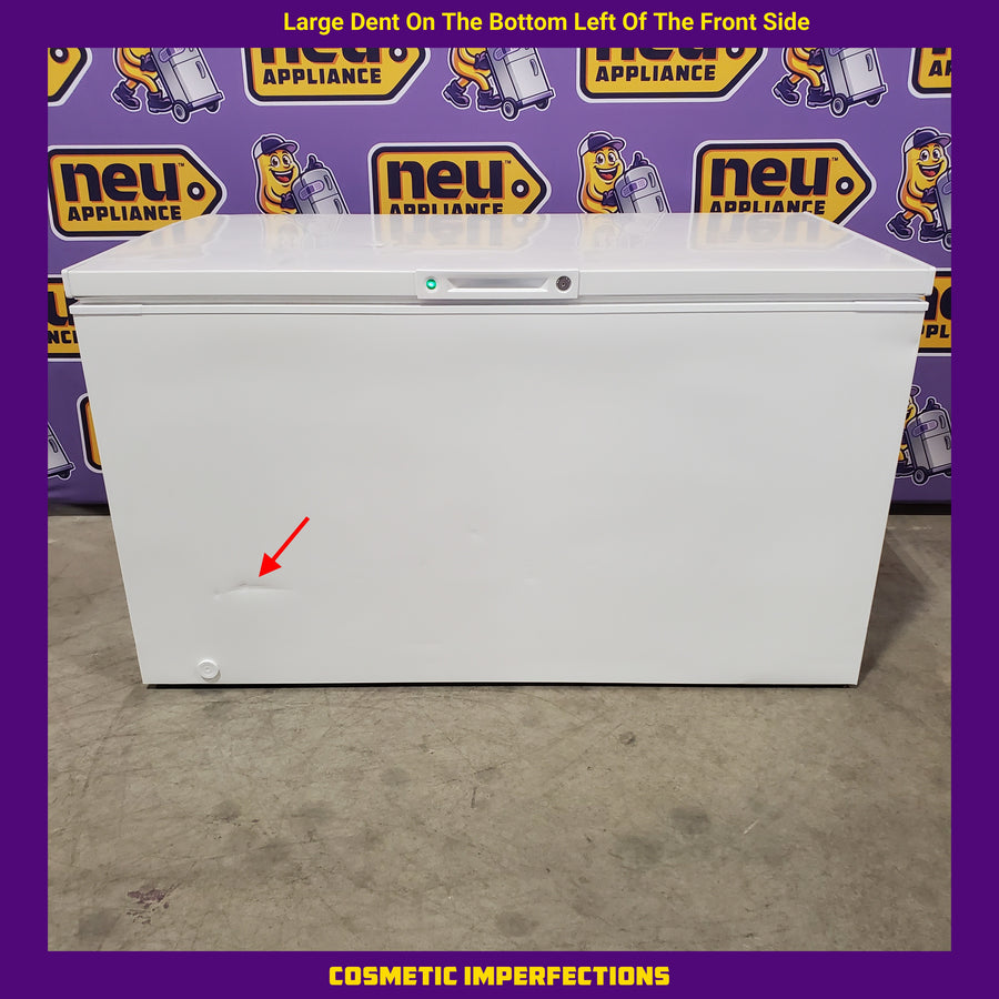 Frigidaire 15 Cu. Ft. Garage Ready Chest Freezer FFCL1542AW - Scratch & Dent (Major)