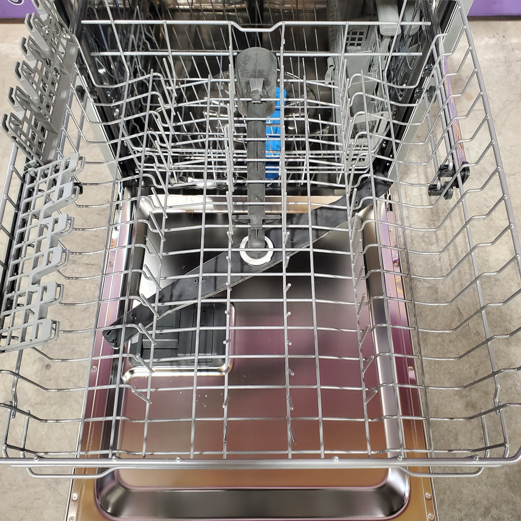 Pictures of Frigidaire Stainless Steel Tub Dishwasher with Third Rack 20SD055 - FDSH4501AS - Scratch & Dent (Moderate) - Neu Appliance Outlet - Discount Appliance Outlet in Austin, Tx