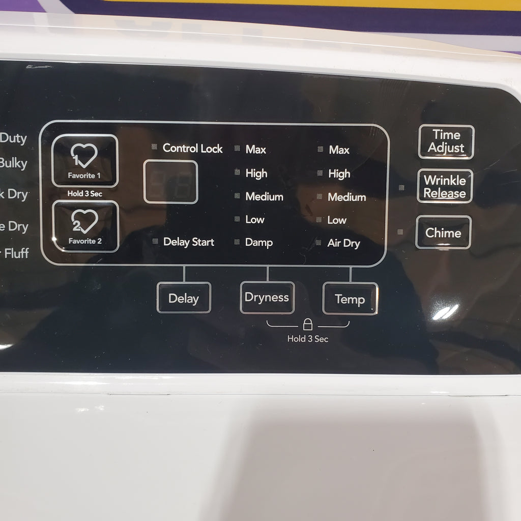 Frigidaire 6.7 Cu. Ft. Electric Dryer with 10 Dry Cycles and Anti-Wrinkle Option 3SD608 - FFRE4120SW - Scratch & Dent (Minor)