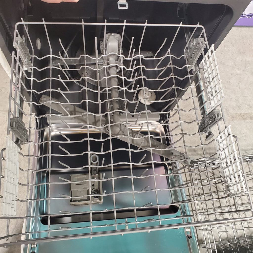 Pictures of 24 in. Fingerprint Resistant Stainless Steel Whirlpool Built In Dishwasher with 55 dBA WDP540HAMZ - Scratch & Dent - Minor - Neu Appliance Outlet - Discount Appliance Outlet in Austin, Tx