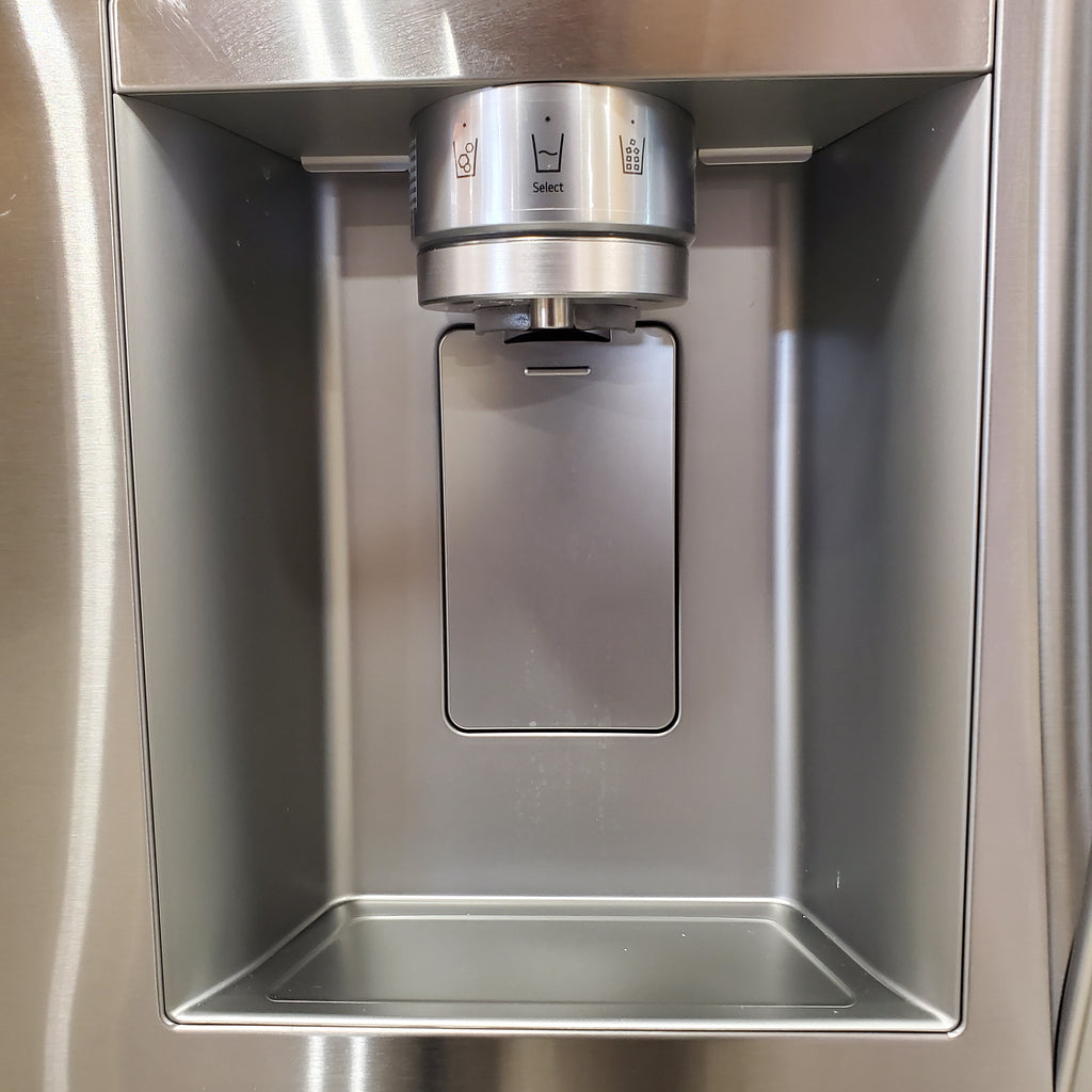 Pictures of LG 31 cu. ft. Standard Depth MAX 3 Door French Door with Ice & Water Dispenser and Dual Ice Maker 22134SD226 - LL31H6530S - Scratch & Dent (Major) - Neu Appliance Outlet - Discount Appliance Outlet in Austin, Tx