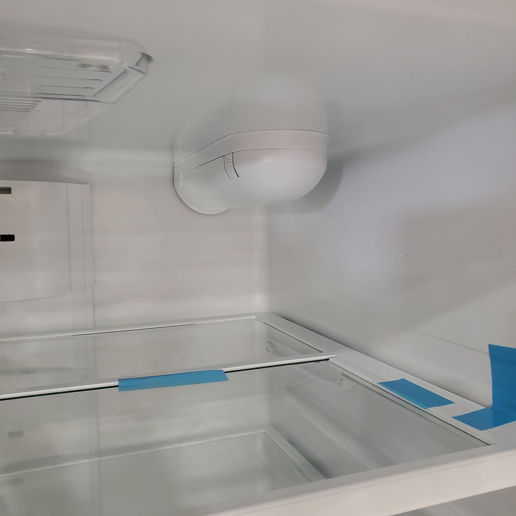 GE® ENERGY STAR® 23.6 Cu. Ft. French-Door Refrigerator 25SD032 - GFE24JYKFS - Scratch & Dent (Minor)