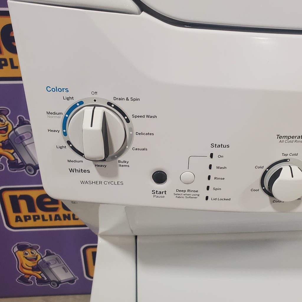 Pictures of GE Unitized Spacemaker® 3.8 cu. ft. Capacity Washer with Stainless Steel Basket and 5.9 cu. ft. Capacity Gas Dryer GUD27GSSMWW - Scratch & Dent - (Minor) - Neu Appliance Outlet - Discount Appliance Outlet in Austin, Tx