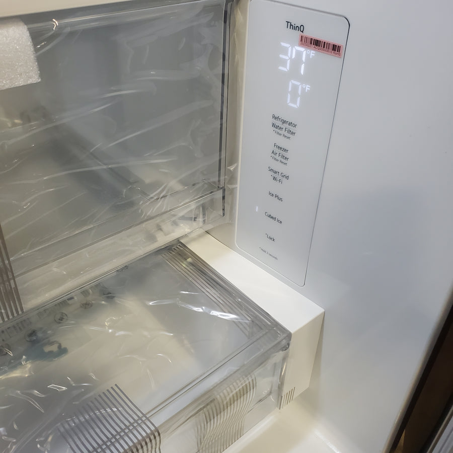 LG 27 cu. ft. Smart Counter-Depth MAX™ French Door Refrigerator with Linear Cooling™ and Internal Water Dispenser LRFLC2706S - New in Box