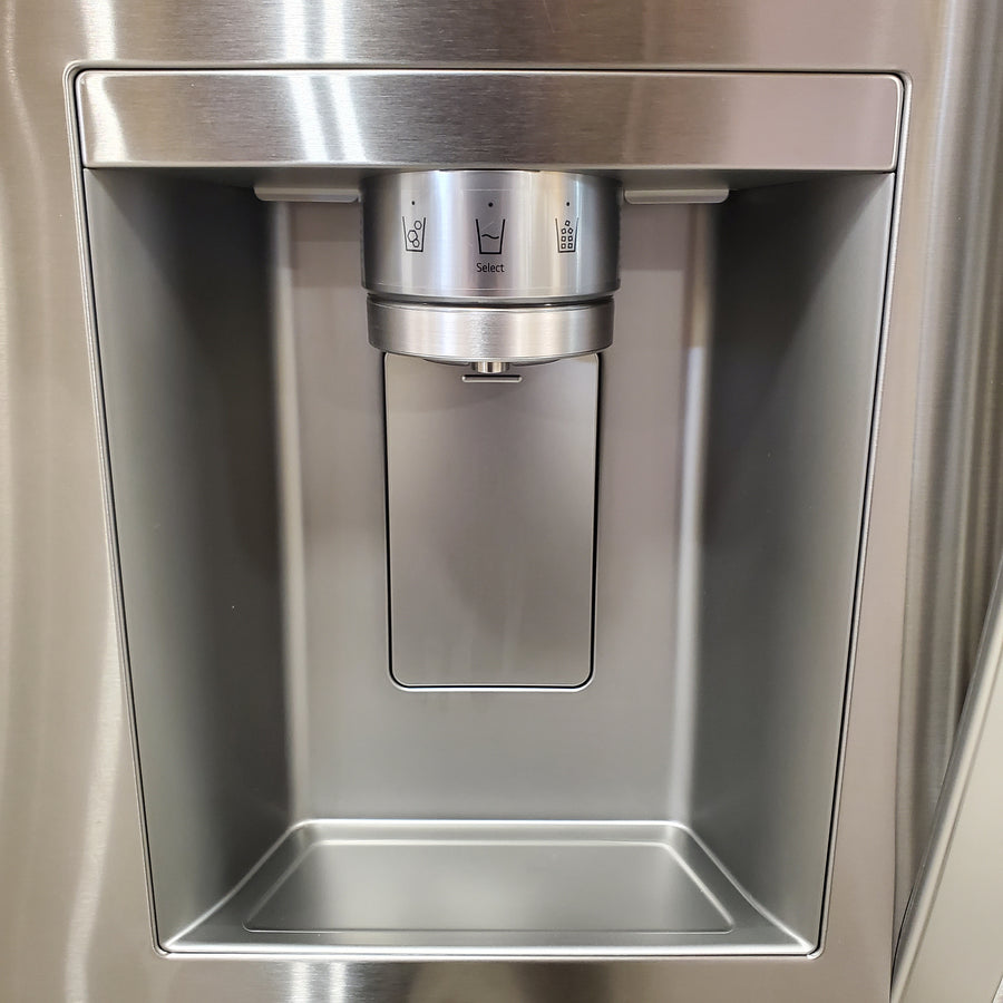 LG 26 cu. ft. Counter-Depth MAX™, French Door Refrigerator, with Craft Ice™ 31133SD120 - LRRXC2606S - Scratch & Dent (Major)