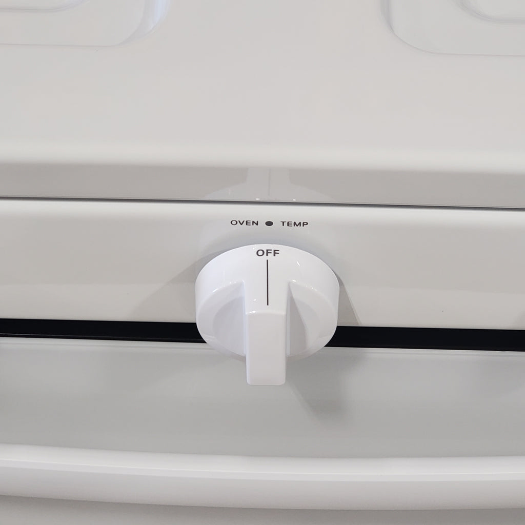 Pictures of Amana Gas 30" Range with Easy Clean Glass Door and Temp Assure Cooking System in White AGR4203MNW - Scratch and Dent (Minor) - Neu Appliance Outlet - Discount Appliance Outlet in Austin, Tx