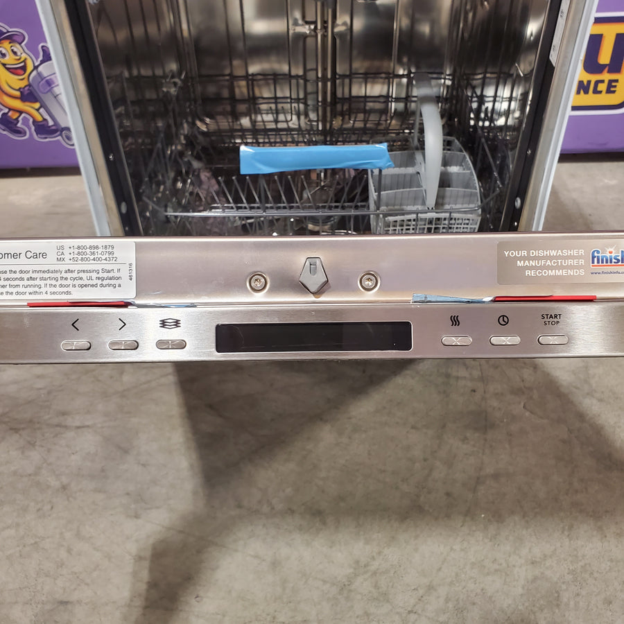 ASKO Dishwasher in Stainless Steel with Super Cleaning System™ 11112SD71 - DBI664IXXLS - Scratch & Dent  (Minor)