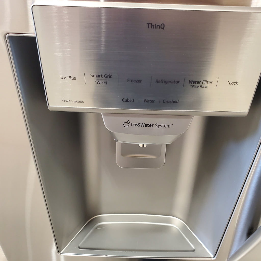 Pictures of 28 cu. ft. 3 Door French Door, Ice and Water with Single Ice Maker in Printproof Stainless Steel LRFS28XBS - Open Box - Neu Appliance Outlet - Discount Appliance Outlet in Austin, Tx