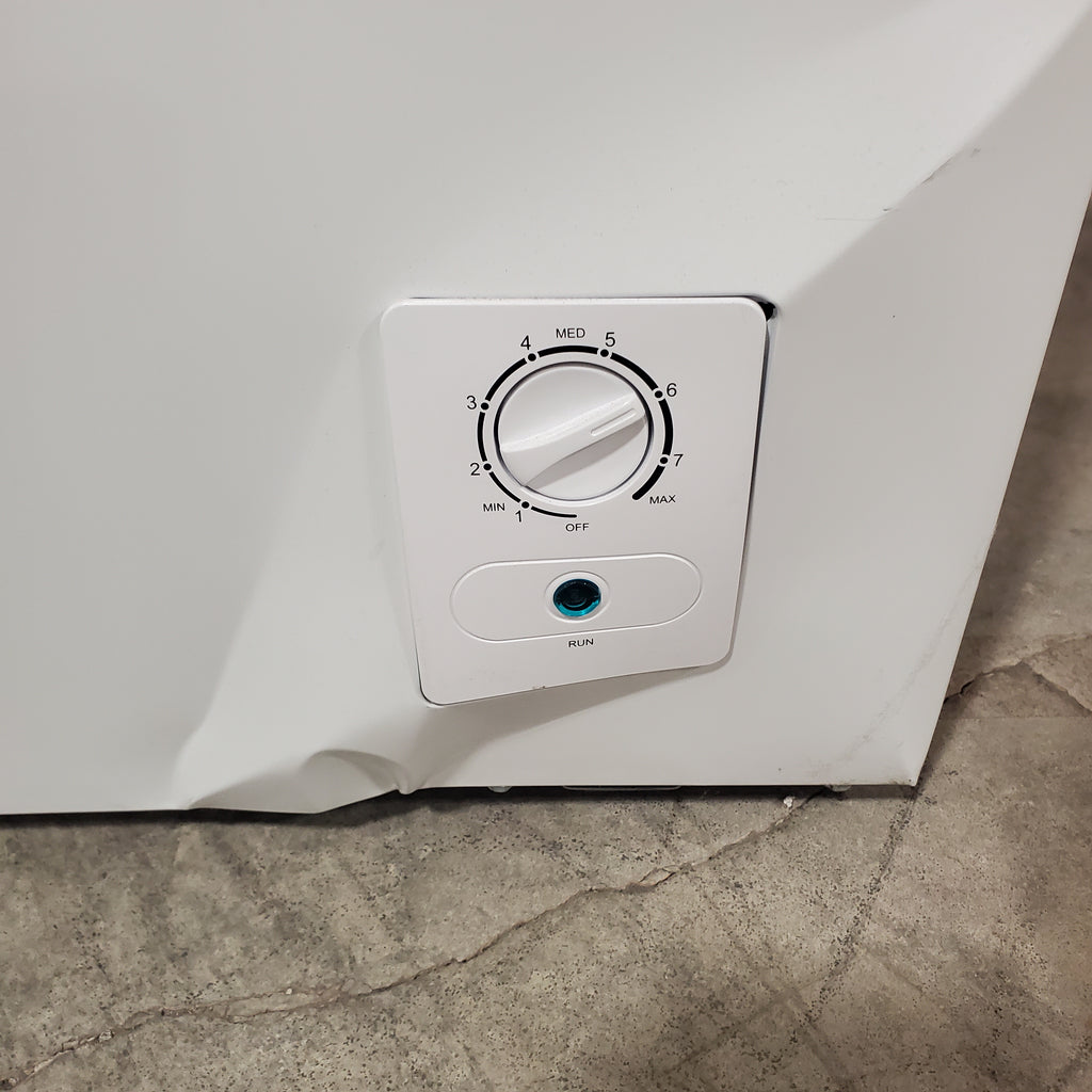 Pictures of Hamilton Beach 14-cu ft Garage Ready Chest Freezer in White 6SD145 - HBFRF1497-3BCOM - Neu Appliance Outlet - Discount Appliance Outlet in Austin, Tx