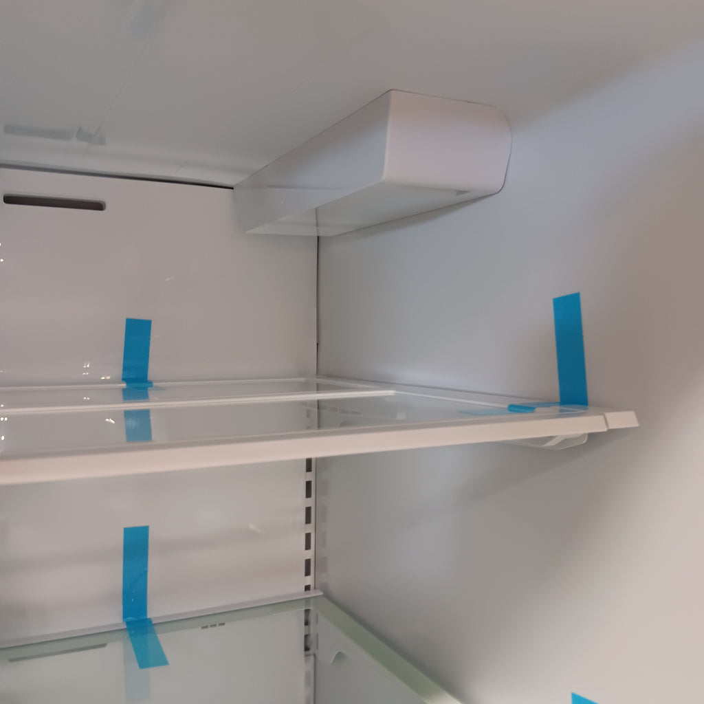 Pictures of Hisense PureFlat 25.6-cu ft 4-Door Smart French Door ENERGY STAR Refrigerator in Stainless Steel with Ice Maker, Water and Ice Dispenser 22231SD314 - HRM260N6TSE - Scratch & Dent (Moderate) - Neu Appliance Outlet - Discount Appliance Outlet in Austin, Tx