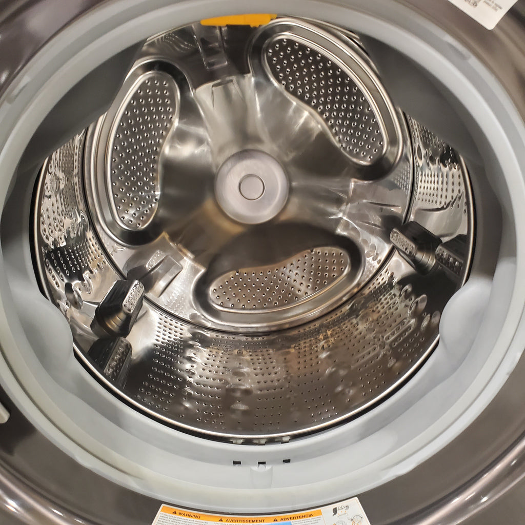 Pictures of Single Unit Front Load AI Technology LG WashTower™ with Center Control™ 4.5 cu. ft. Washer and 7.4 cu. ft. Gas Dryer WKGX201HBA - Scratch & Dent (Minor) - Neu Appliance Outlet - Discount Appliance Outlet in Austin, Tx