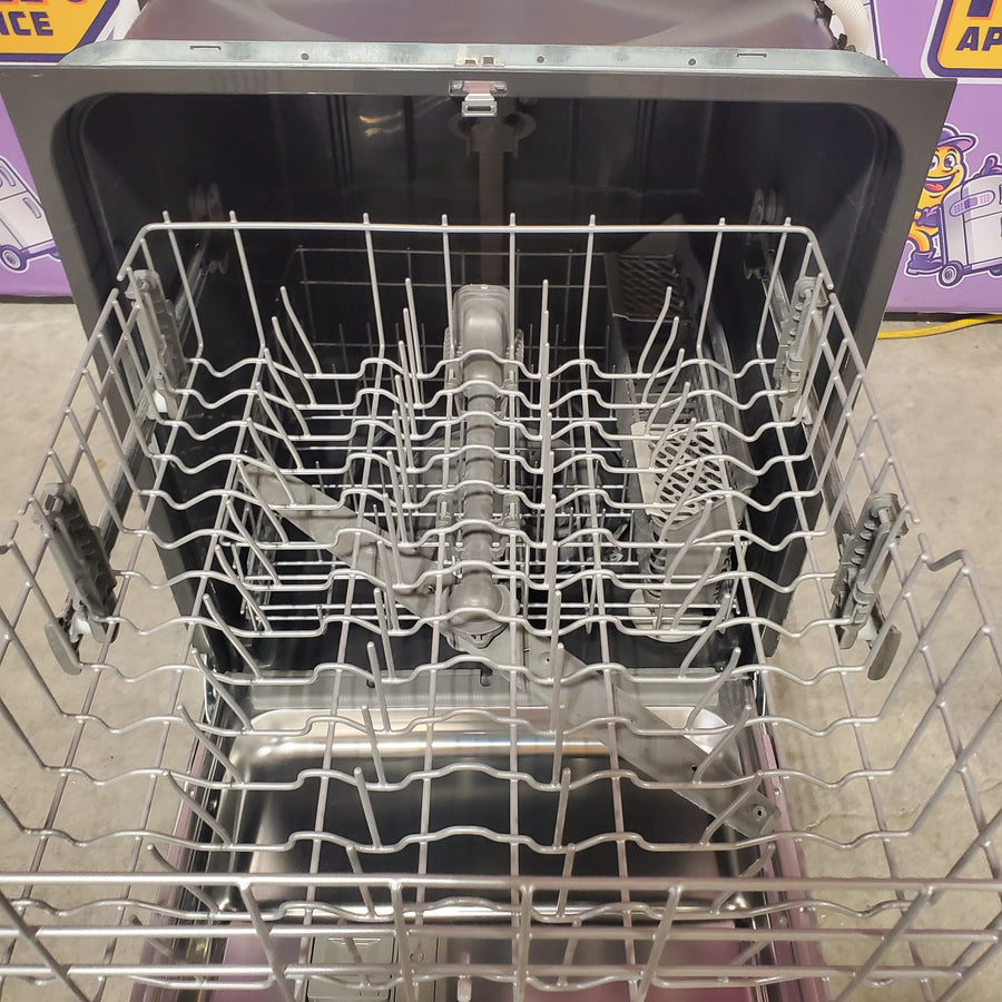 Whirlpool Built In Dishwasher with 55 dBA in Fingerprint Resistant Stainless Steel WDP540HAMZ - Scratch & Dent (Major)