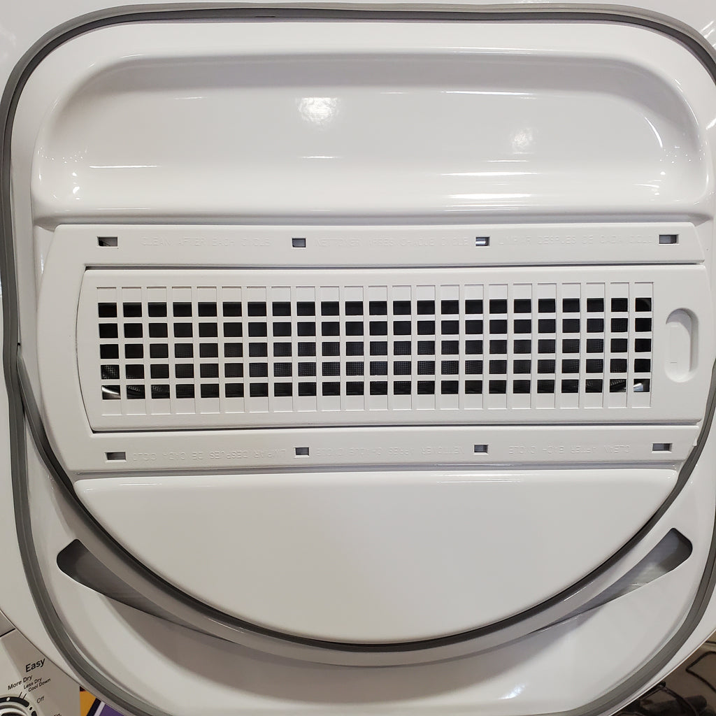 GE 24 in.  Spacemaker 2.3 cu. ft. Washer and 4.4 cu. ft. Gas Laundry Center with Stainless Steel Wash Basket 31134SD181 - GUD24GSSMWW - Scratch & Dent (Minor)