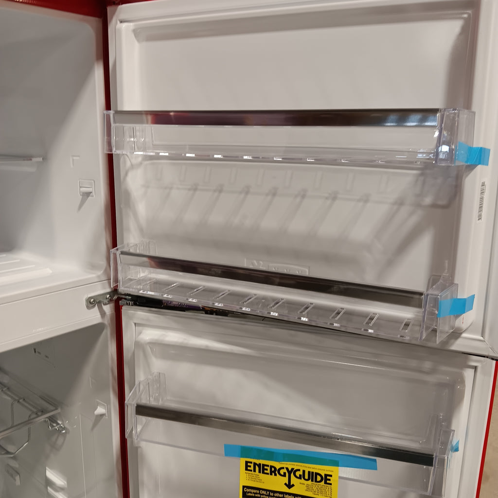 Pictures of Unique Classic Retro 23.8 in. 11 cu. ft. Frost Free Top Freezer Refrigerator in Candy Apple Red, Energy Star 25CR226 - UNQ-310L-R-TM - Scratch & Dent (Minor) - Neu Appliance Outlet - Discount Appliance Outlet in Austin, Tx