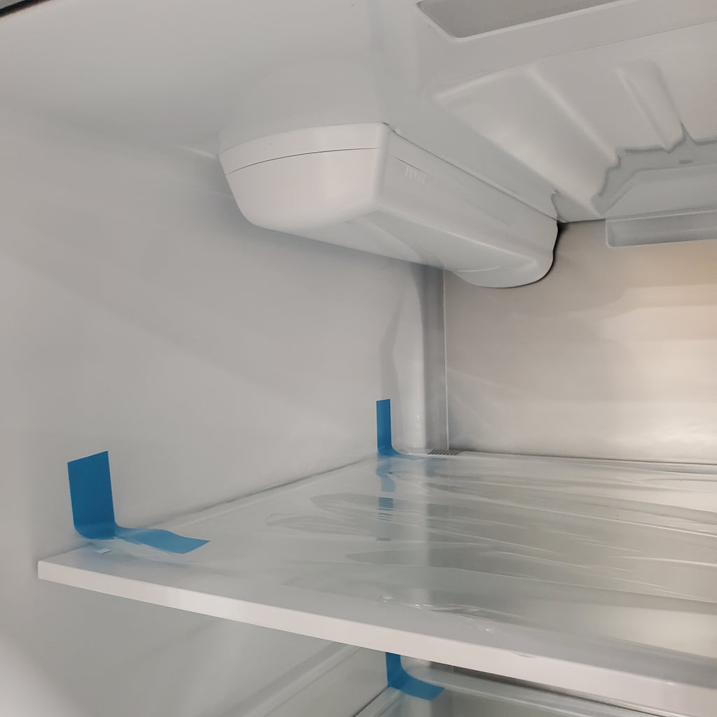 Pictures of LG 27 cu. ft. Smart Counter-Depth MAX™ French Door Refrigerator with Linear Cooling™ and Internal Water Dispenser 21SD13 - LRFLC2706S - Scratch & Dent (Minor) - Neu Appliance Outlet - Discount Appliance Outlet in Austin, Tx