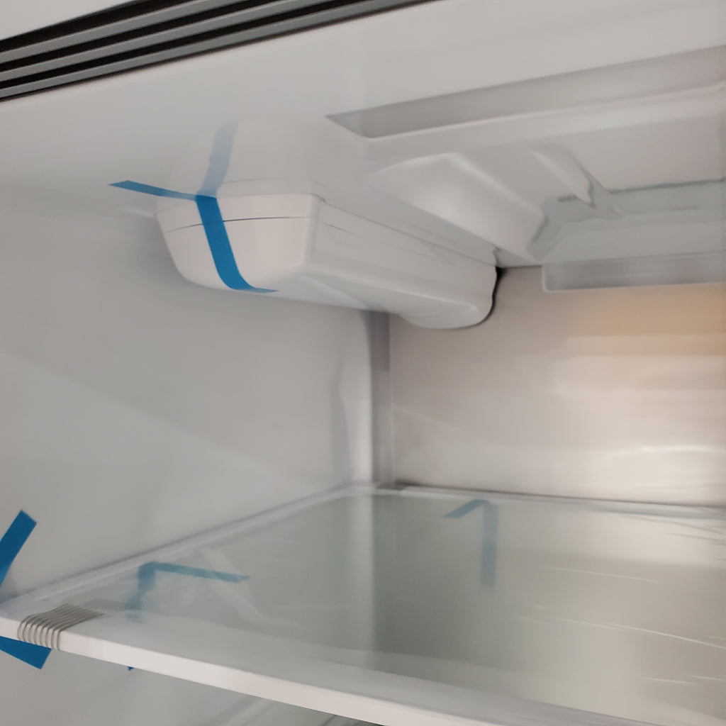 Pictures of LG 27 cu. ft. Smart Counter-Depth MAX™ French Door Refrigerator with Linear Cooling™ and Internal Water Dispenser 21SD003 - LRFLC2706S - Open Box - Neu Appliance Outlet - Discount Appliance Outlet in Austin, Tx