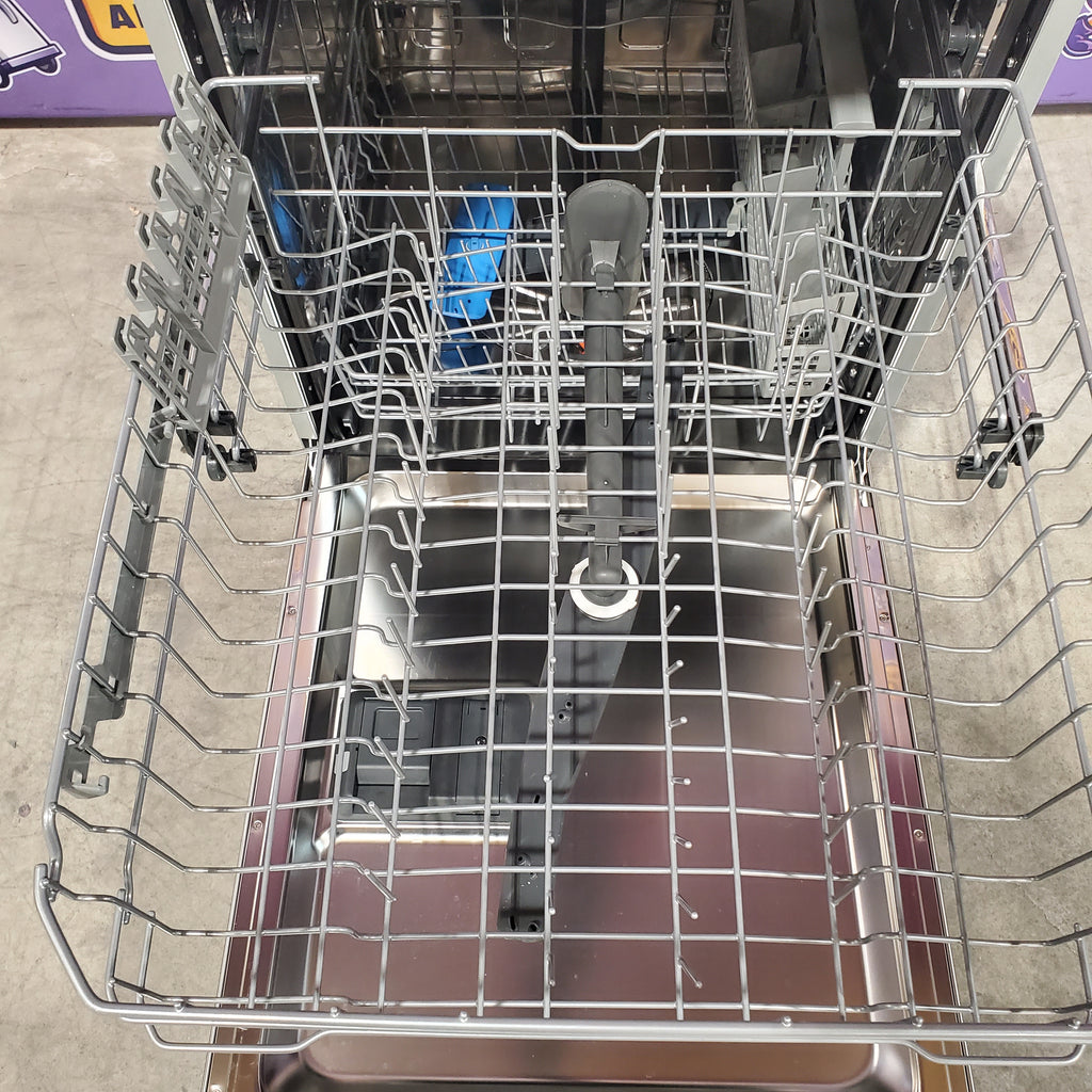 Frigidaire Stainless Steel Tub Dishwasher with Third Rack 20131SD182 - FDSH4501AS - Scratch & Dent (Minor)