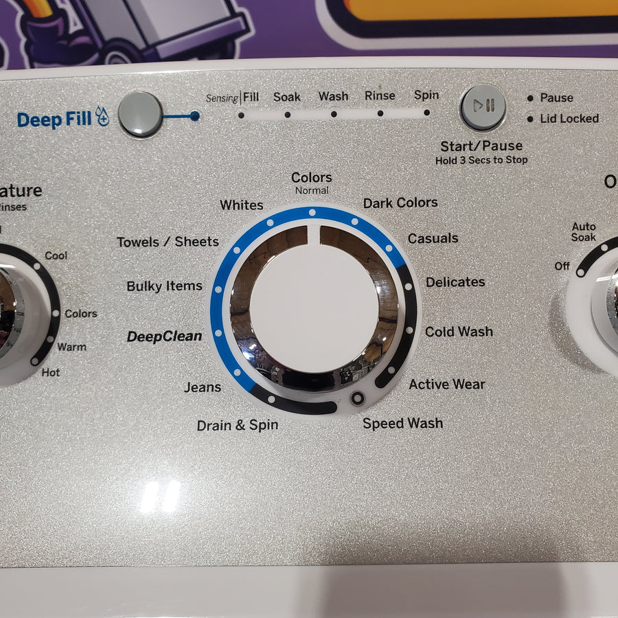 GE White Top Load 4.4 Cu. Ft. Washer with Stainless Steel Basket GTW490ACJWS - Scratch &Dent (Major) and GE White Electric 7.2 Cu. Ft. Dryer with Aluminized Alloy Drum 16253 - GTD45EASJWS - Scratch & Dent (Moderate)