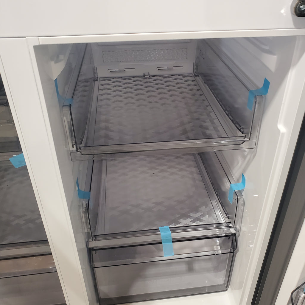Samsung Bespoke 4-Door Flex™ Refrigerator (29 cu. ft.) with AI Family Hub™+ and AI Vision Inside™  RF29DB9900QD - Scratch and Dent (Minor)