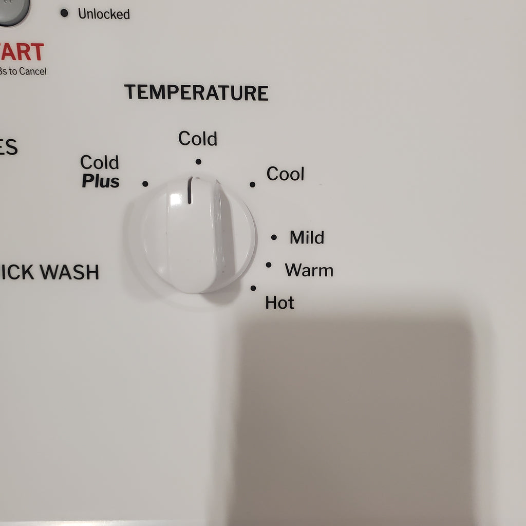 Hotpoint® 4.0 cu. ft. Capacity Washer with Cold Plus and Water Level Control HTW265ASWWW - Scratch & Dent (Minor) and Hotpoint® 6.2 cu. ft. vented Electric Dryer with Auto Dry 16146 - HTX26EASWWW - Scratch & Dent (Minor)