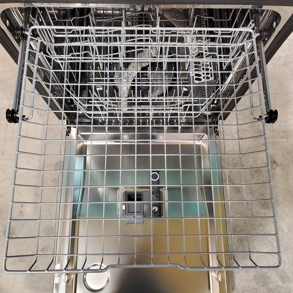 Pictures of GE Slate Top Control Built-In Tall Tub 24 Inch Dishwasher with Dry Boost and 3rd Rack GDT650SMVES - Scratch and Dent (Minor) - Neu Appliance Outlet - Discount Appliance Outlet in Austin, Tx