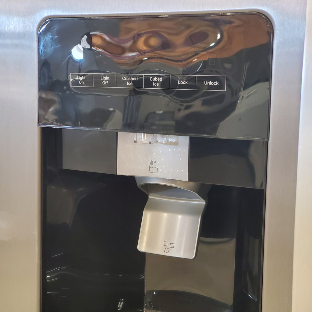 Pictures of Whirlpool 24.6 cu. ft. Side By Side Refrigerator With Ice Maker in Stainless Steel WRS315SDHM - Scratch & Dent (Minor) - Neu Appliance Outlet - Discount Appliance Outlet in Austin, Tx