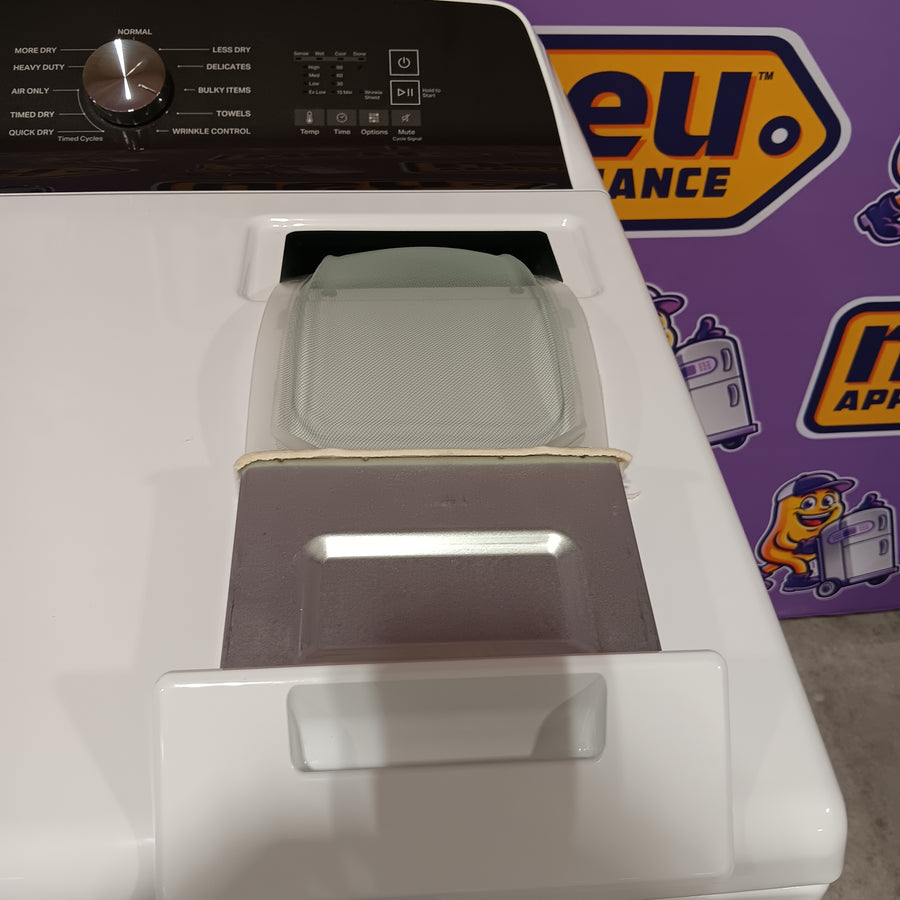 Whirlpool Top Load 4.7 Cu. Ft. Washer in White with 2-in-1 Removable Agitator WTW5057LW - Scratch & Dent - Minor and Whirlpool 7.0 cu. ft. Electric Dryer with Hamper Door 16247 - WED5010LW - Open Box