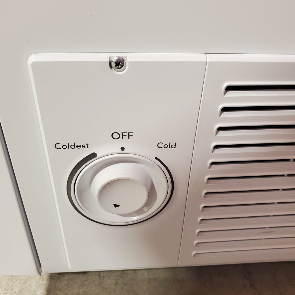 Pictures of Frigidaire 15 Cu. Ft. Garage Ready Chest Freezer- scratch and dent minor - Neu Appliance Outlet - Discount Appliance Outlet in Austin, Tx