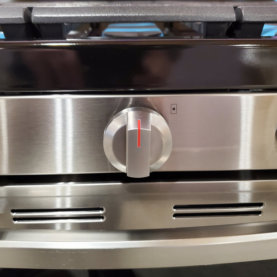 Samsung Smart Freestanding Gas 6.0 Cu. Ft. Range with No Preheat Air Fry and Convection in Stainless Steel 22131SD83 - NX60A6511SS - Open Box