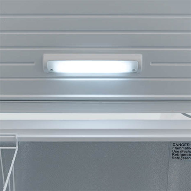 Pictures of Magic Chef 7.0 cu. ft. Chest Freezer in White with 7.0 Cu. Ft. Capacity, Manual Defrost, and Sliding-Bulk Storage Baskets HMCF7W4 - Scratch & Dent (Moderate) - Neu Appliance Outlet - Discount Appliance Outlet in Austin, Tx