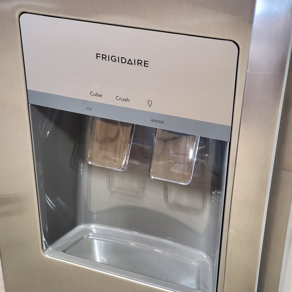 Frigidaire 25.6-cu ft ENERGY STAR Side-by-Side Refrigerator with Ice Maker in Fingerprint Resistant Stainless Steel 3SD776 - FRSS26L3AF - Scratch & Dent (Minor)