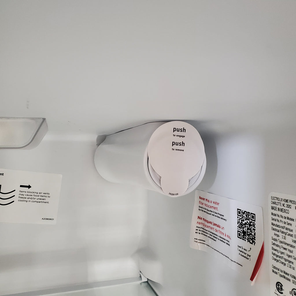 Frigidaire 25.6 cu. ft. Side by Side Refrigerator in White with Exterior Ice and Water Dispenser 26SD009 - FRSS2623AW - Scratch & Dent (Minor)