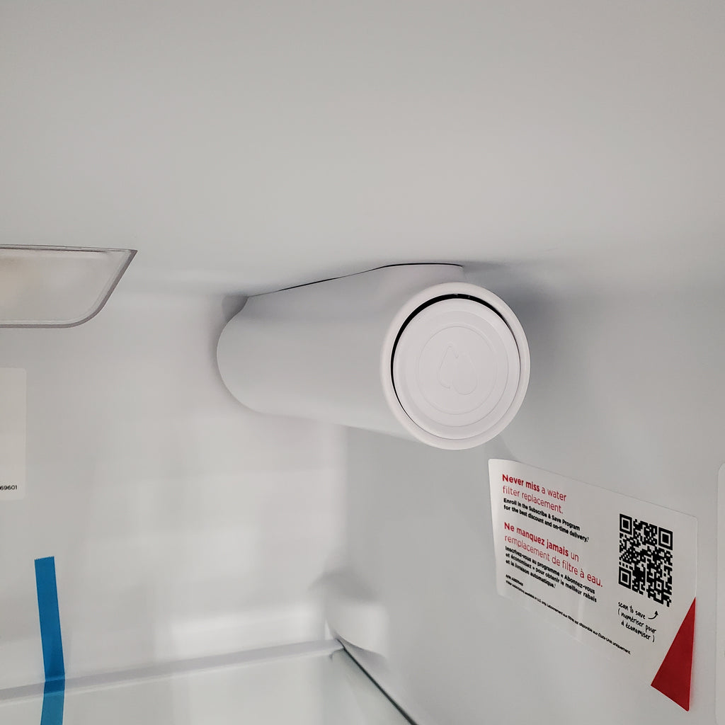 Pictures of Frigidaire 25.6-cu ft ENERGY STAR Side-by-Side Refrigerator with Ice Maker in Fingerprint Resistant Stainless Steel 22SD031 - FRSS26L3AF - Scratch & Dent (Minor) - Neu Appliance Outlet - Discount Appliance Outlet in Austin, Tx