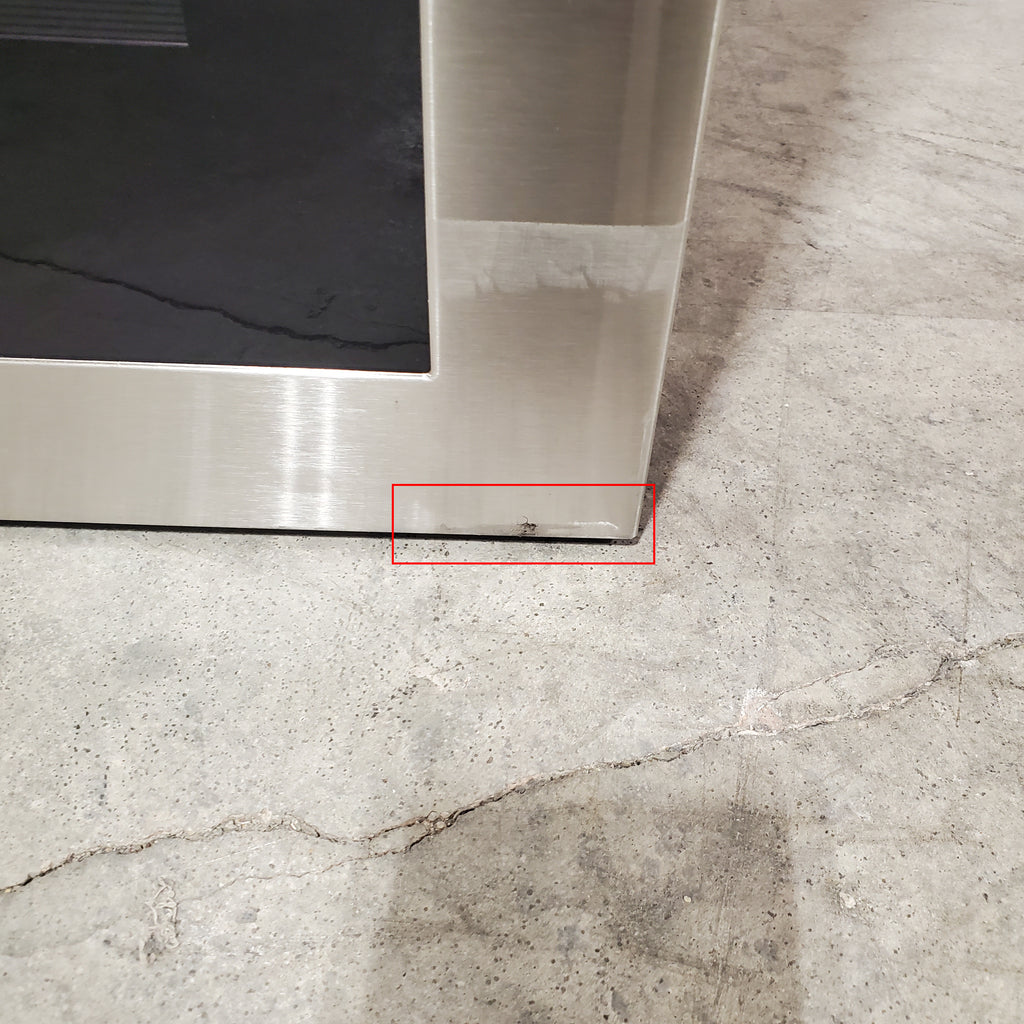 Pictures of Frigidaire Electric 30 Inch Wall Oven with Convection Bake, Self Clean, and Keep Warm Setting 17SD90 - FCWD3027AS - Scratch & Dent (Moderate) - Neu Appliance Outlet - Discount Appliance Outlet in Austin, Tx