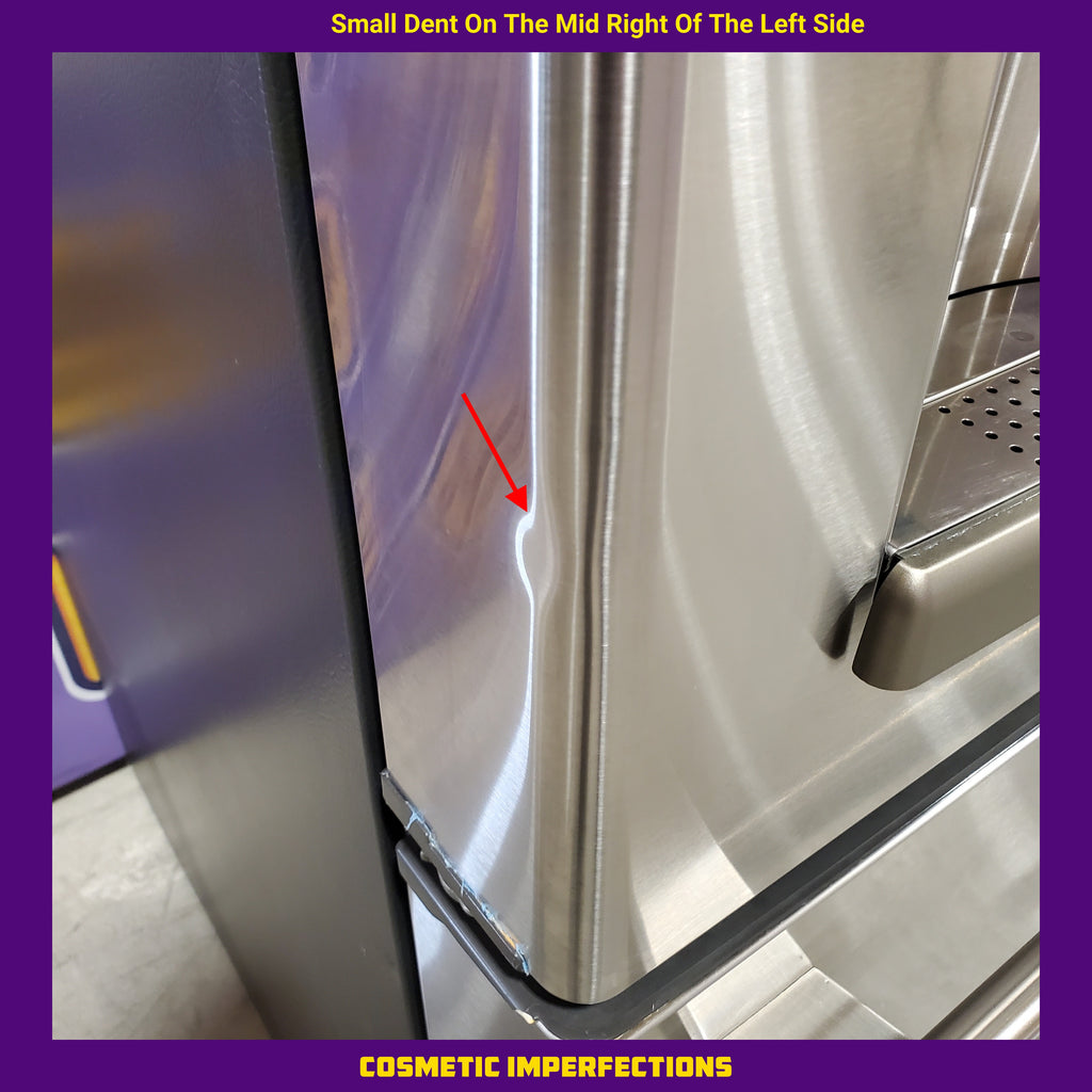 GE Cafe 27.8-cu ft French Door Refrigerator with Ice Maker, Water and Ice Dispenser ENERGY STAR in Stainless Steel 31131SD21 - CFE28TSHSS - Scratch & Dent (Minor)