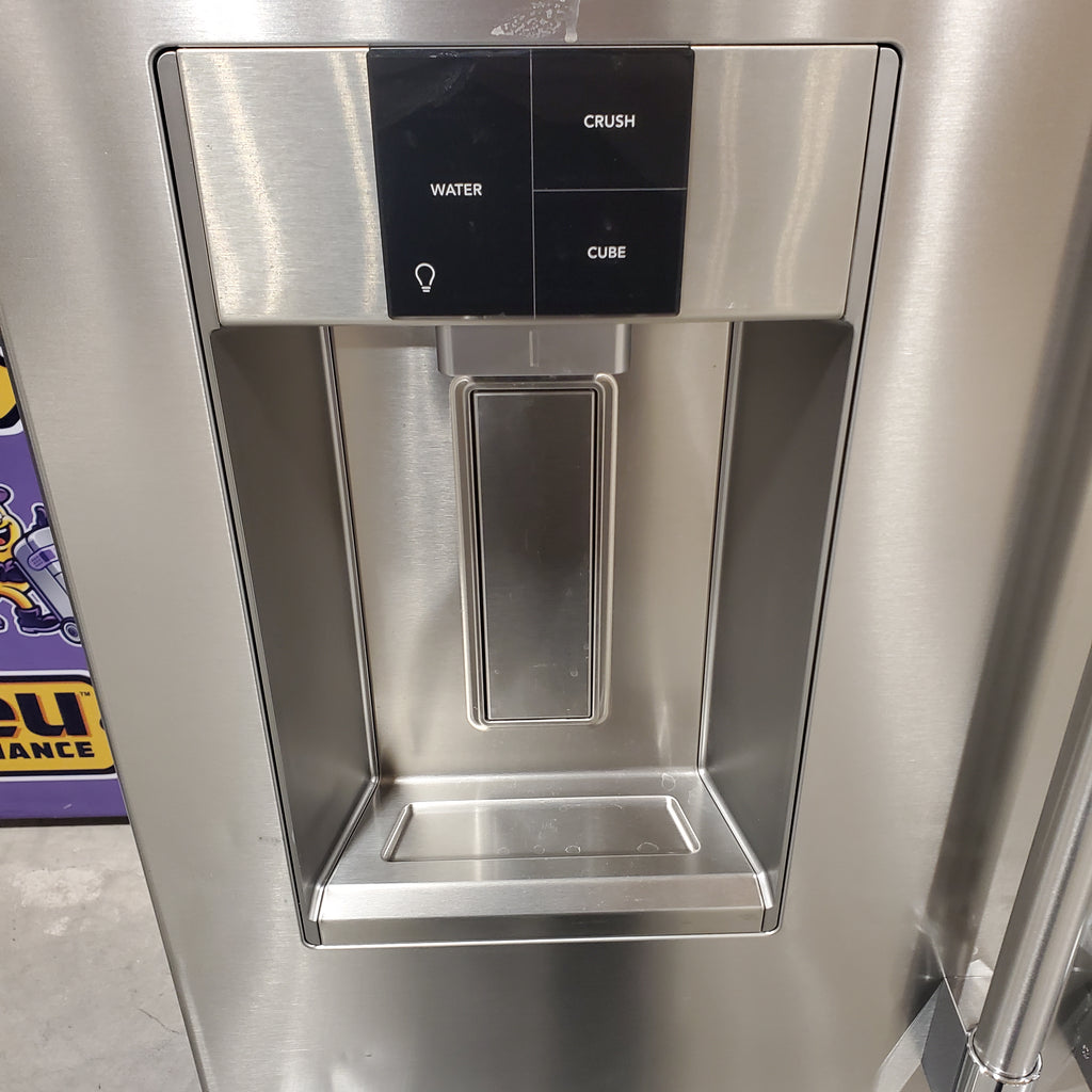 Frigidaire Professional 28 Cu. Ft. Standard-Depth French Door Refrigerator in Stainless Steel 4SD449 - PRFS2883AF - Scratch & Dent (Moderate)