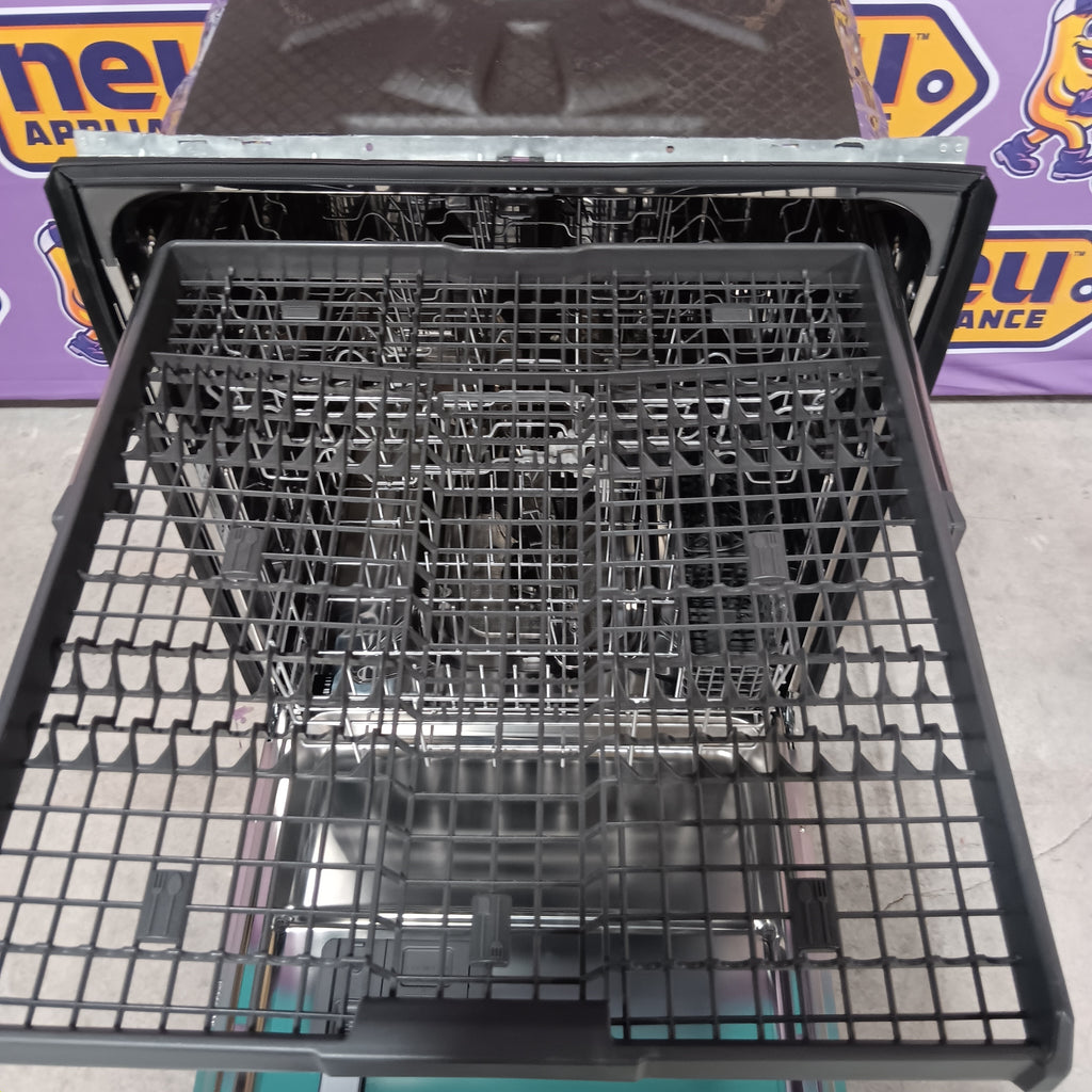 Pictures of Whirlpool 24 In. Dishwasher with Ai Intelligent Wash and Sensor Cycle in Fingerprint Stainless Steel WDTA50SAKZ - Scratch and Dent (Moderate) - Neu Appliance Outlet - Discount Appliance Outlet in Austin, Tx