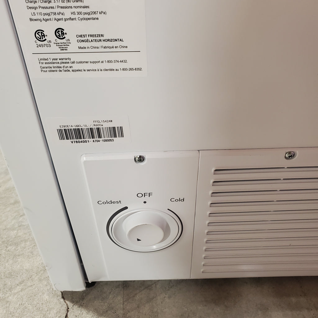 Pictures of Frigidaire 15 Cu. Ft. Garage Ready Chest Freezer 6SD146 - FFCL1542AW - Open Box - Neu Appliance Outlet - Discount Appliance Outlet in Austin, Tx