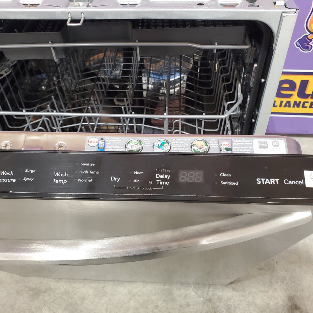 Pictures of Frigidaire Stainless Steel Tub Dishwasher with Third Rack 20131SD181 - FDSH4501AS - Scratch & Dent (Minor) - Neu Appliance Outlet - Discount Appliance Outlet in Austin, Tx