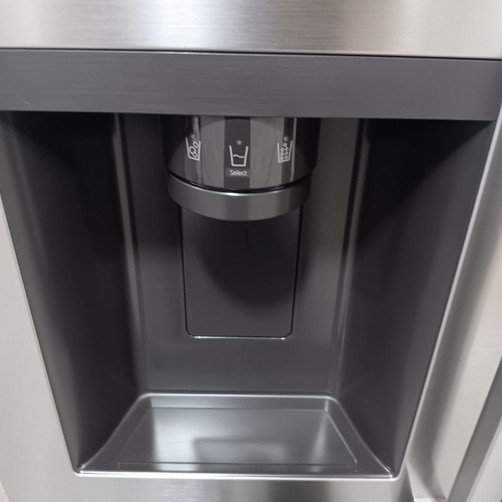 LG 27 cu. ft. Standard-Depth, Side-by-side Refrigerator, with Ice and Water and Bar Handle Design 7SD552 - LS27T3230S - Open Box