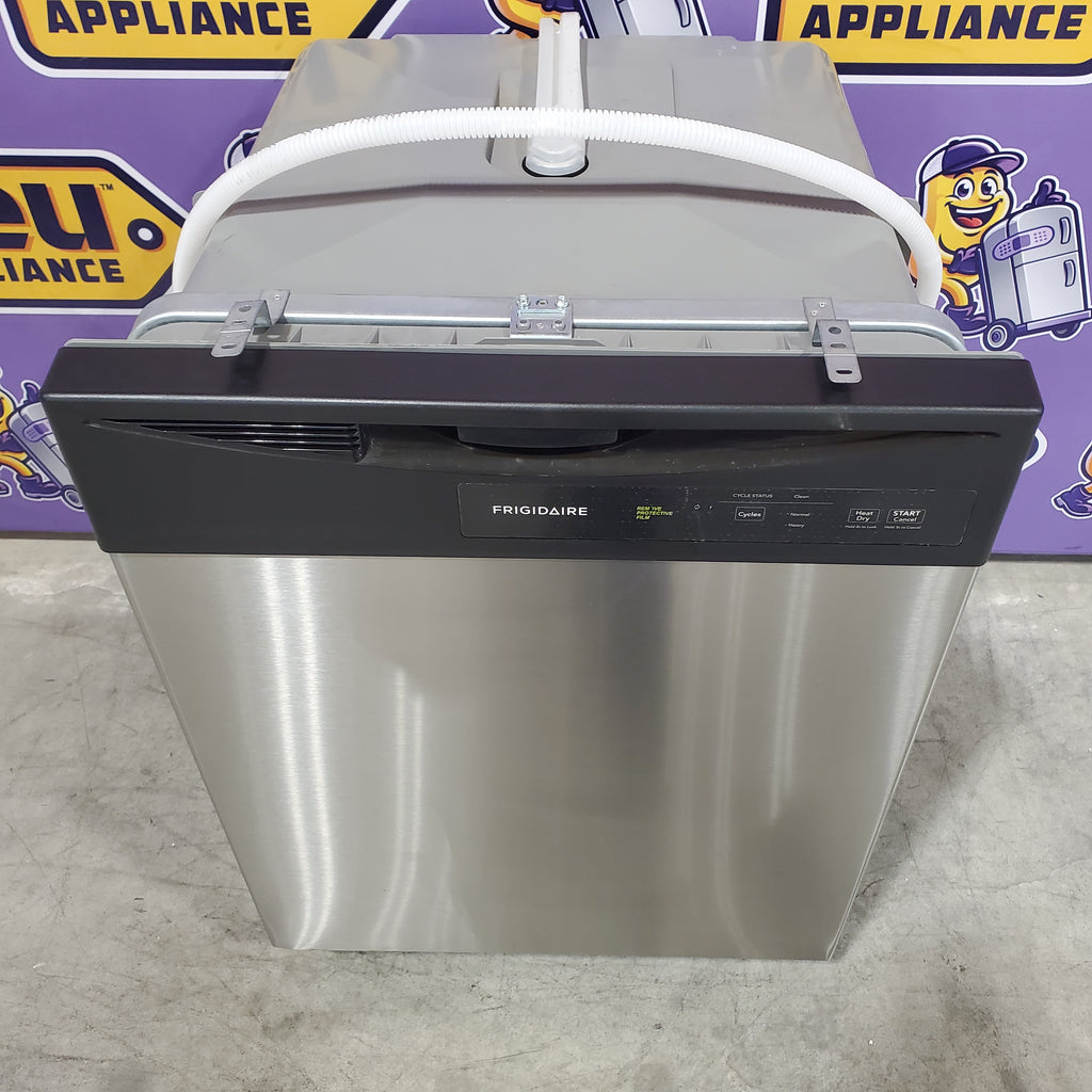 Pictures of Frigidaire Front Control Built In Dishwasher with 5-Level Wash System in Stainless Steel 20SD162 - FDPC4221AS - Open Box - Neu Appliance Outlet - Discount Appliance Outlet in Austin, Tx