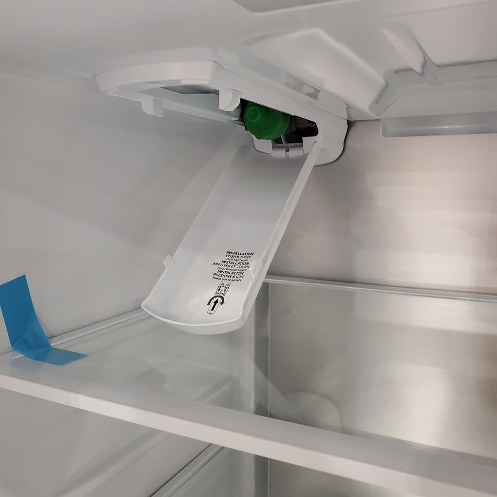 Pictures of LG 27 cu. ft. Smart Counter-Depth MAX™ French Door Refrigerator with Linear Cooling™ and Internal Water Dispenser 3SD682 - LRFLC2706S - Scratch & Dent (Minor) - Neu Appliance Outlet - Discount Appliance Outlet in Austin, Tx