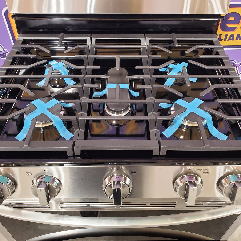 LG 6.9 cu. ft. Smart Gas Double Oven Freestanding Range with ProBake Convection®, Air Fry & Air Sous Vide LDGL6924S - Scratch & Dent (Minor)