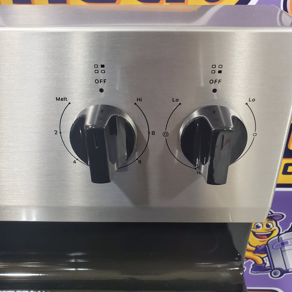 Pictures of Whirlpool 30 in. 4 Burner Element Freestanding Electric Range in Stainless Steel with Thermal - Open Box - Neu Appliance Outlet - Discount Appliance Outlet in Austin, Tx