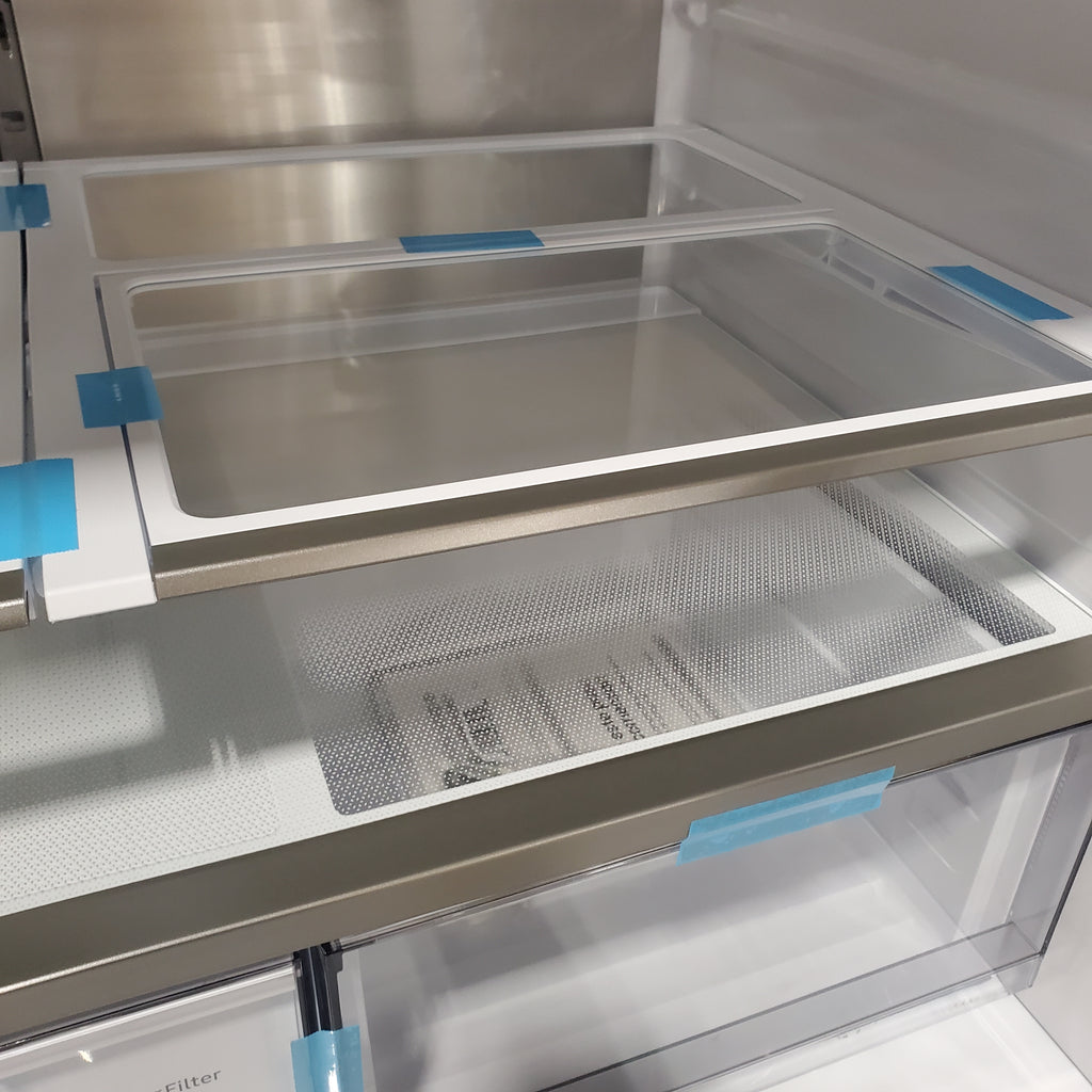 Pictures of Samsung Bespoke 29 cu ft. 4-Door Standard Depth French Door Smart Refrigerator with Beverage Center Auto Fill Pitcher and Dual Ice Maker with Ice Bites™ in White Glass 22SD055 - RF29BB86004MAA - Open Box - Neu Appliance Outlet - Discount Appliance Outlet in Austin, Tx