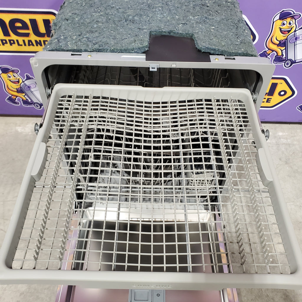 Pictures of Samsung 24 in. Built-In Tall Tub 51 dBA Dishwasher in Fingerprint Resistant Stainless Steel with 3rd Rack and AutoRelease Door 25SD051 - DW80CG4051SR - Scratch & Dent (Major) - Neu Appliance Outlet - Discount Appliance Outlet in Austin, Tx