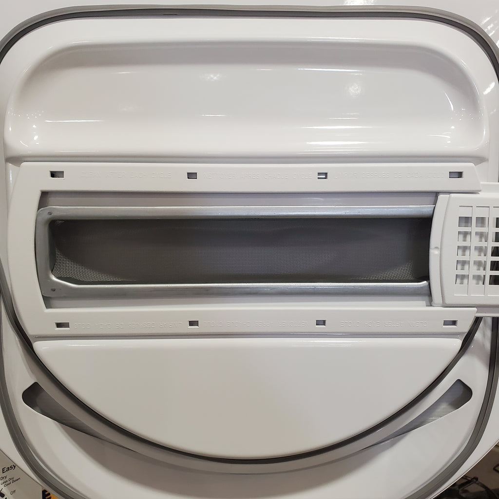 GE 24 in.  Spacemaker 2.3 cu. ft. Washer and 4.4 cu. ft. Gas Laundry Center with Stainless Steel Wash Basket 31134SD181 - GUD24GSSMWW - Scratch & Dent (Minor)